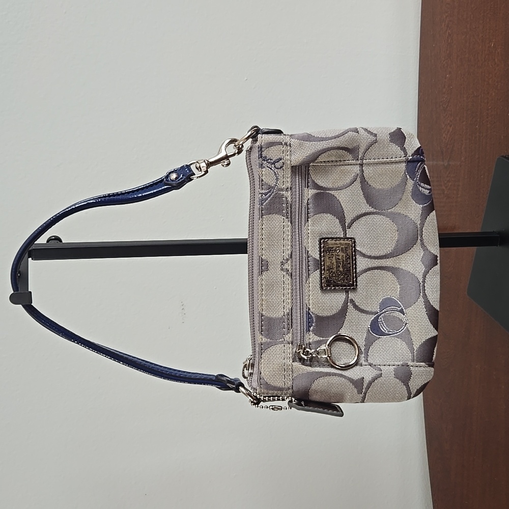 Coach Poppy Wristlet